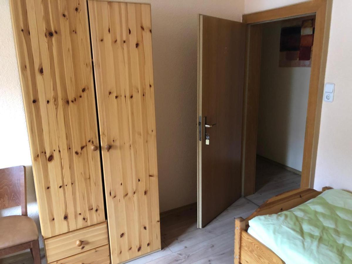 Monteurunterkunft Oberhausen-Rheinhausen ภายนอก รูปภาพ